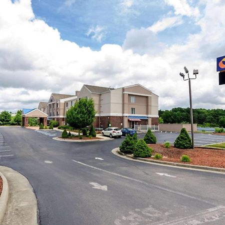 Comfort Inn & Suites Hillsville I-77 Zewnętrze zdjęcie