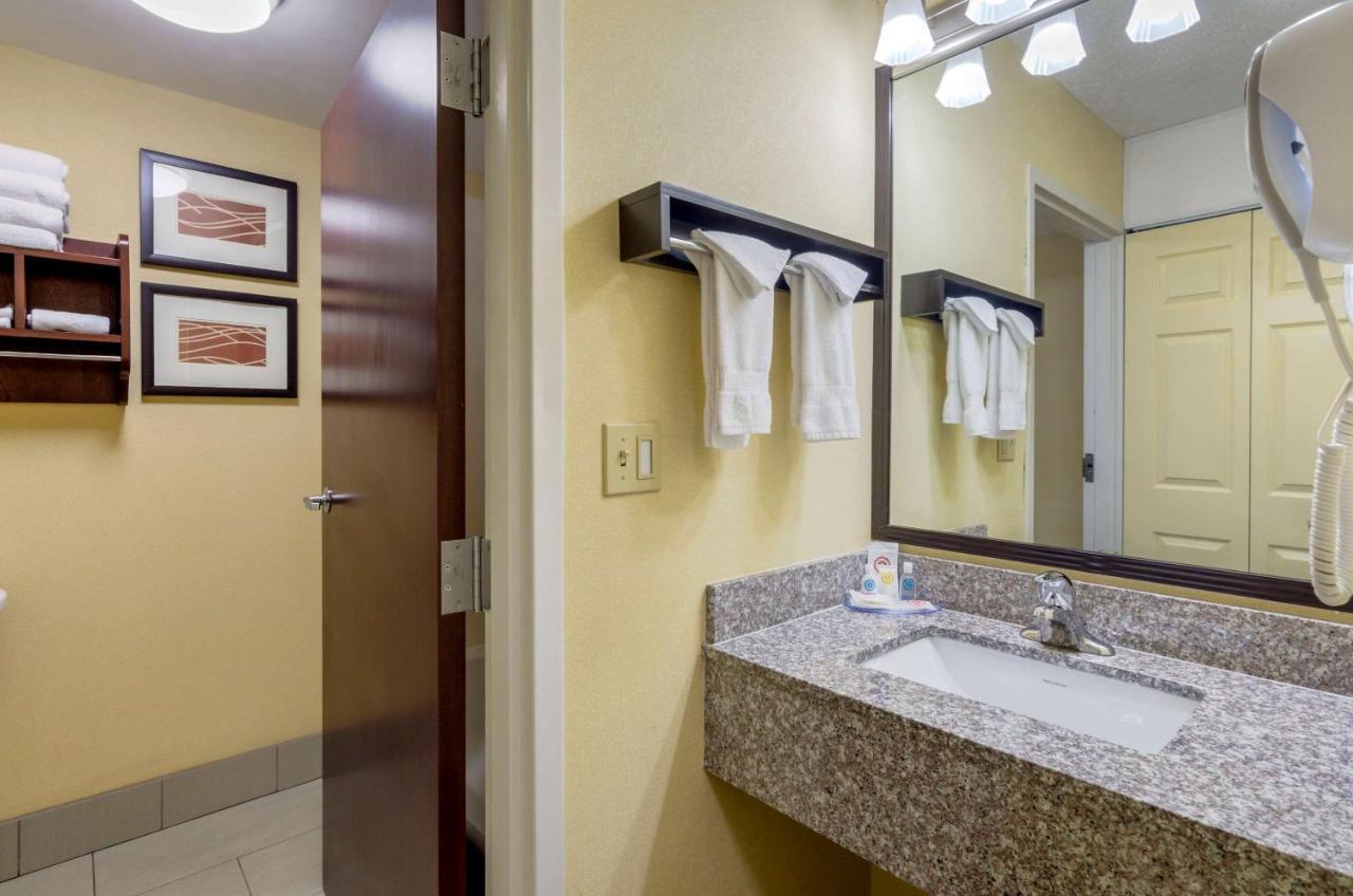 Comfort Inn & Suites Hillsville I-77 Zewnętrze zdjęcie