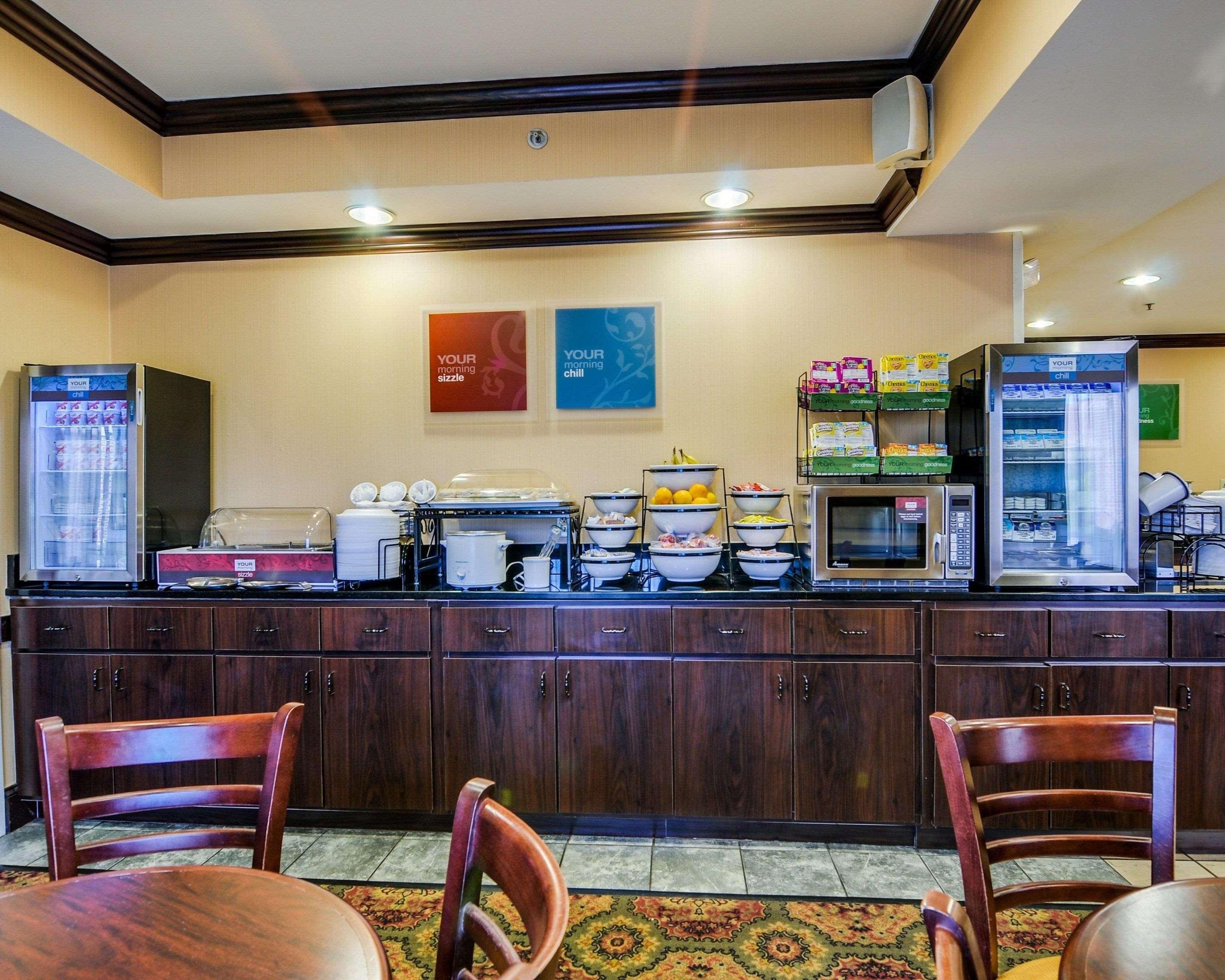 Comfort Inn & Suites Hillsville I-77 Zewnętrze zdjęcie