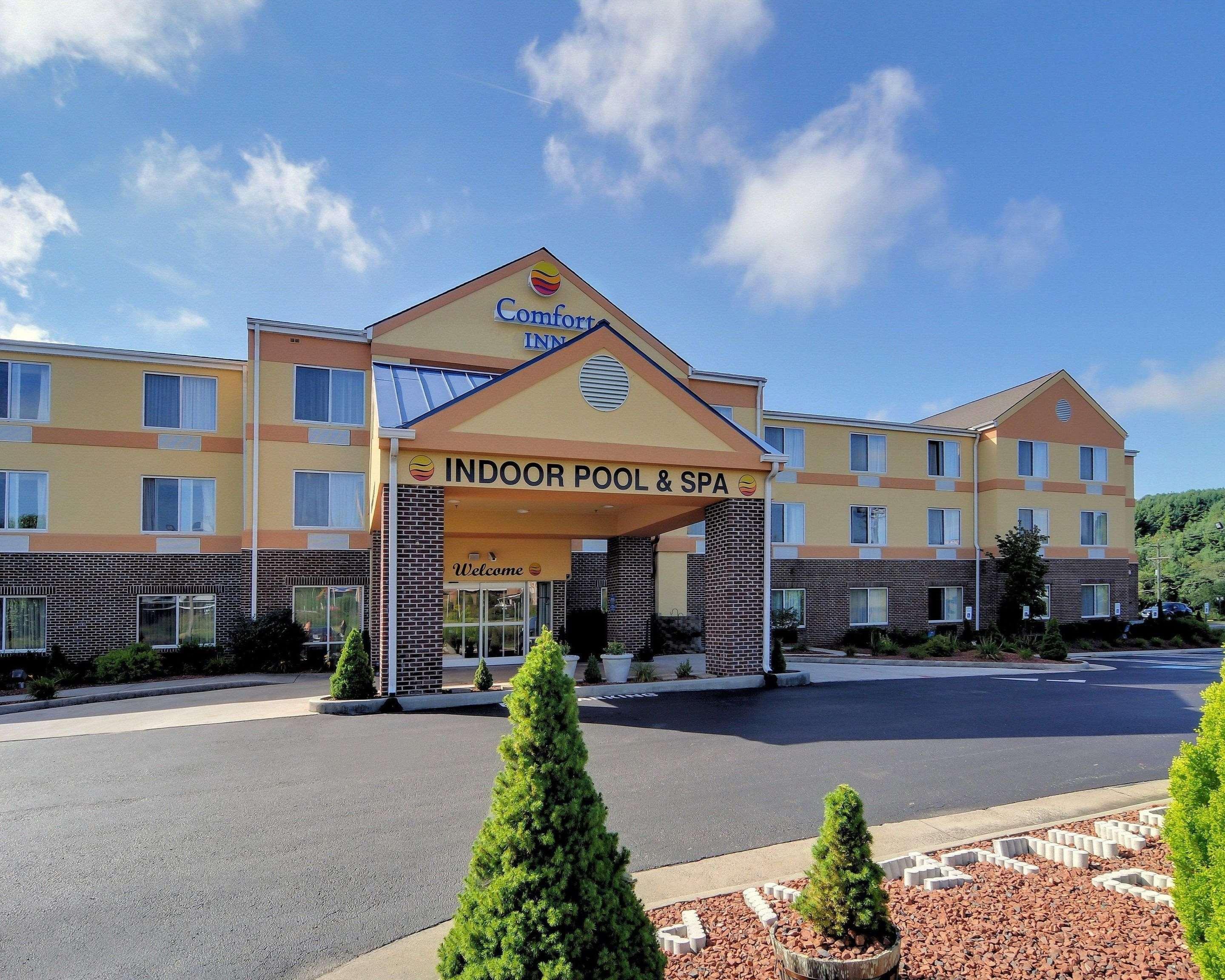 Comfort Inn & Suites Hillsville I-77 Zewnętrze zdjęcie