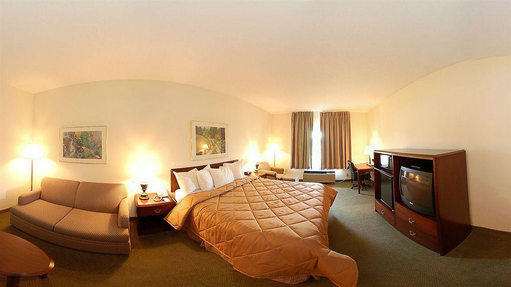 Comfort Inn & Suites Hillsville I-77 Zewnętrze zdjęcie